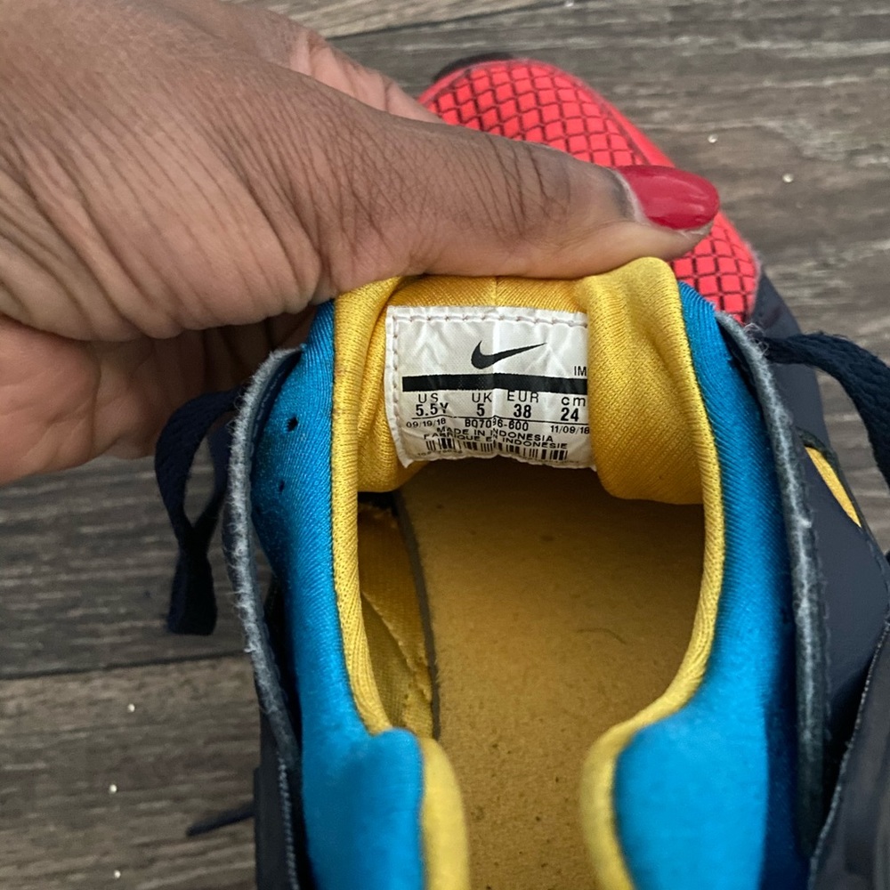 Shoes